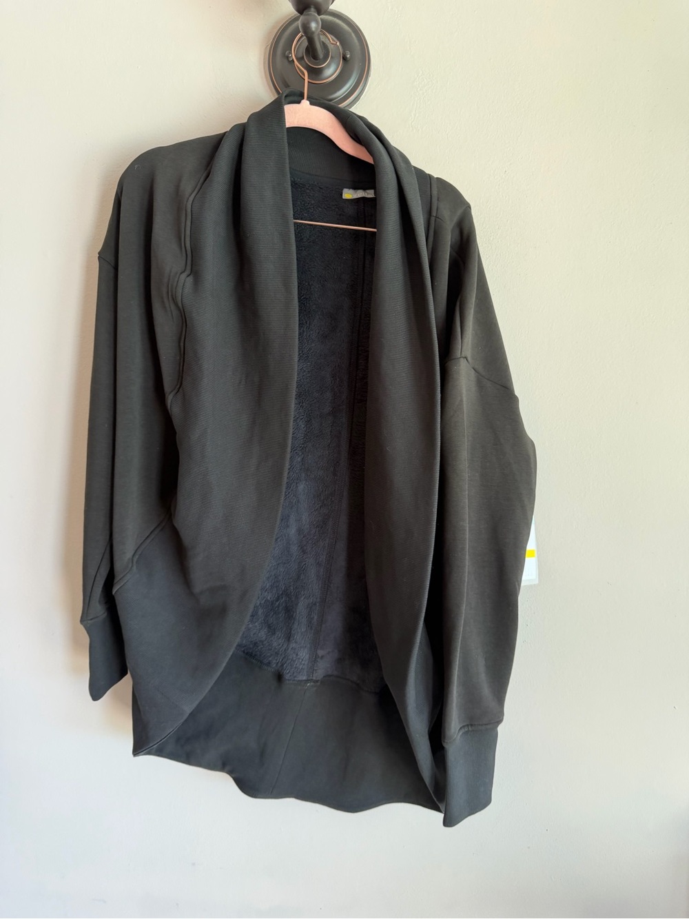 Zella All Day Faux Fur Lined Wrap Cardigan Black NR469225MI Womens Small NWT